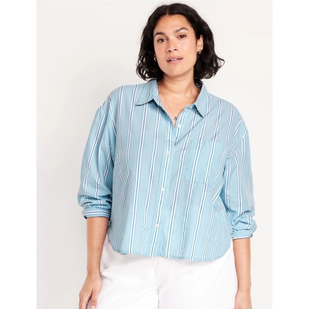 Old Navy Light Blue Striped Button-Down Shirt